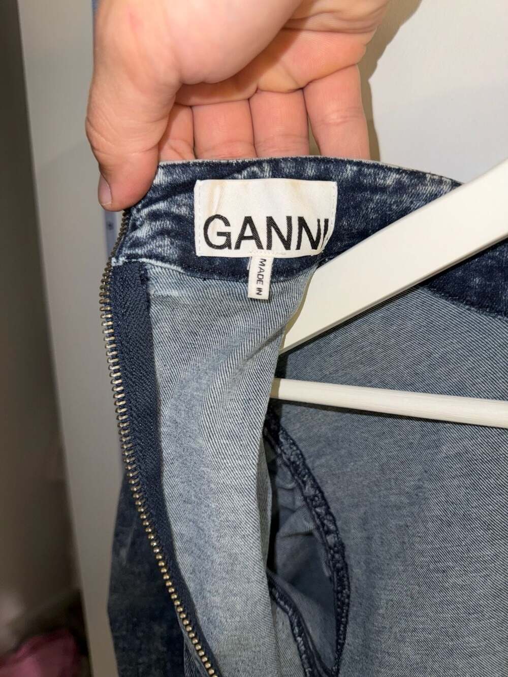 GANNI Acid Wash Puff Sleeve Zip Front Denim Mini Dress Size 32 - Picture 3 of 8